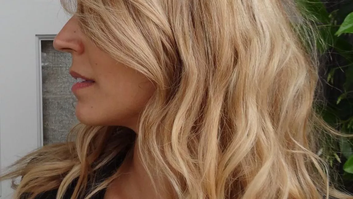 Blond închis nisipiu: Cum să arăți spectaculos și magic  