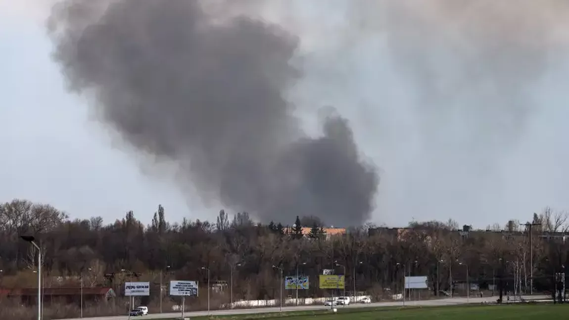 A „plouat” cu rachete în Dnipro, unul dintre cele mai mari orașe din Ucraina - VIDEO