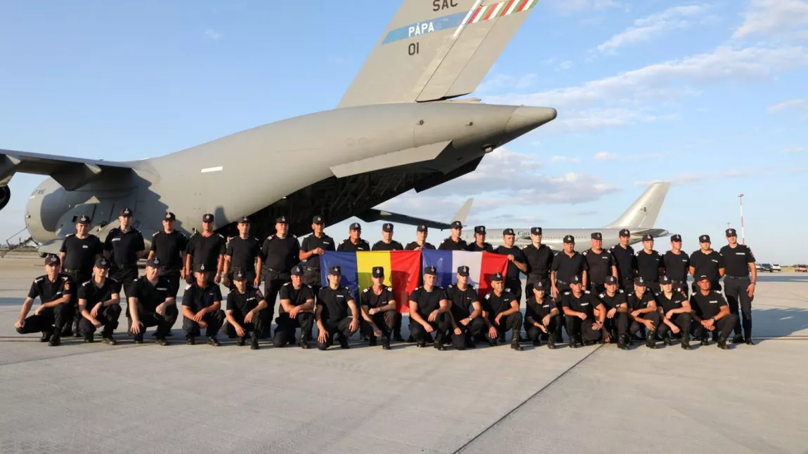 A fost convocat Comitetul Naţional pentru Situaţii de Urgenţă pe tema acordării de ajutor umanitar extern. România trimite 77 de pompieri în Franţa - FOTO, LIVE VIDEO