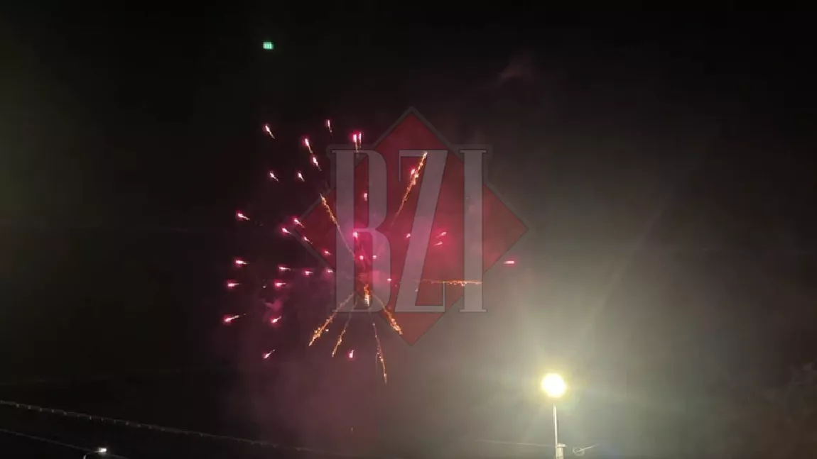 Joc superb de artificii pe cerul orașului Iași - GALERIE FOTO/VIDEO