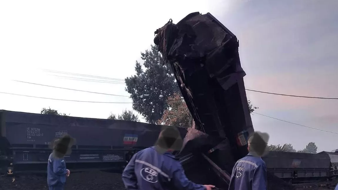 Deputat USR: „Un tren cu 16 vagoane a deraiat la Motru, se încearcă mușamalizarea