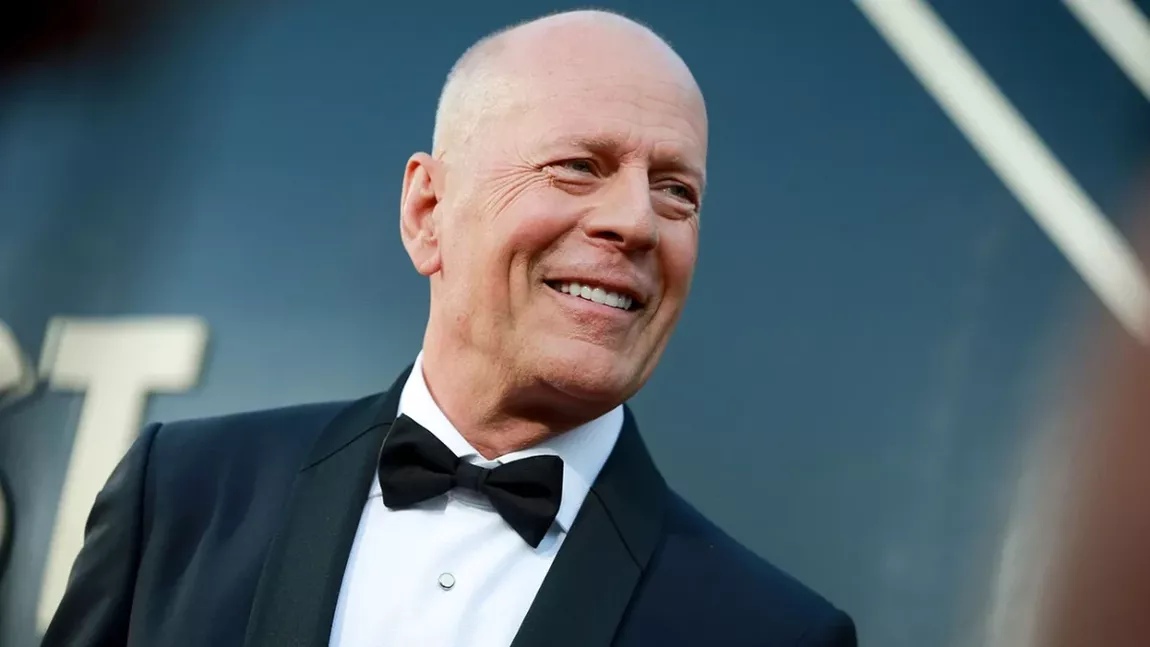 Actorul Bruce Willis a fost diagnosticat cu demență frontotemporală, „o boală cruntă”, a declarat familia sa