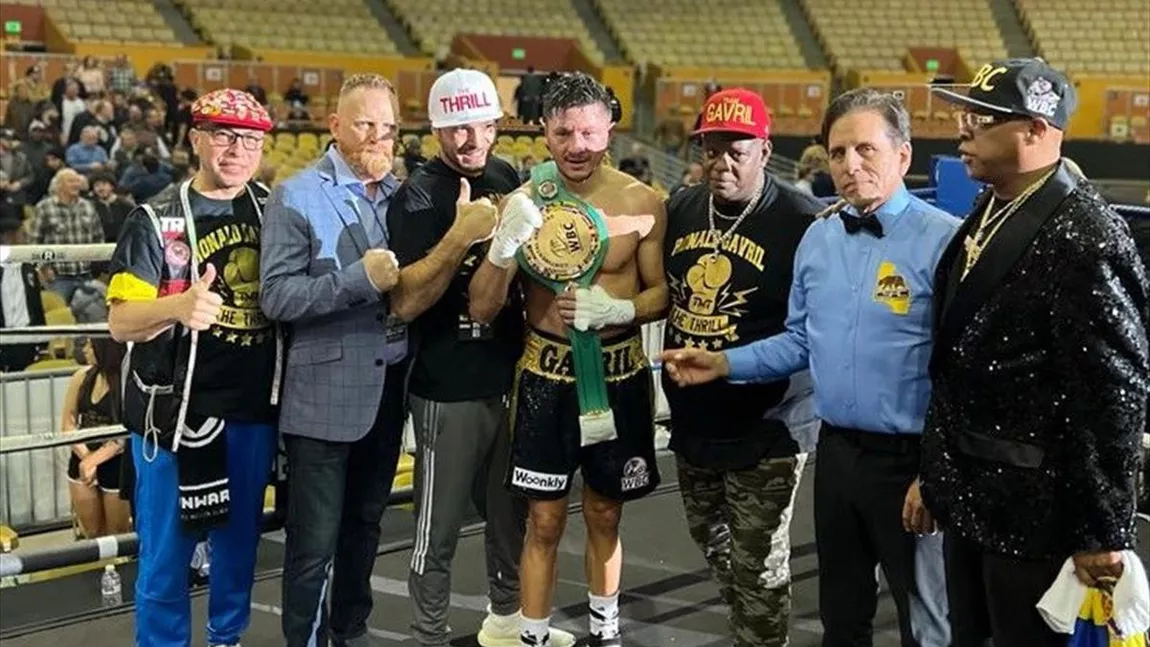 Victorie! Boxerul român Ronald Gavril a cucerit titlul vacant WBC Continental Americas la categoria semigrea