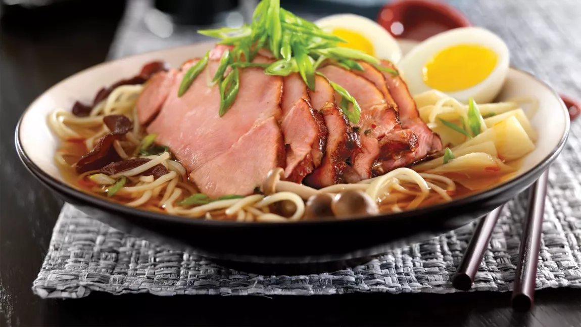 Supa Ramen. Cu ce carne preparăm deliciul japonez?