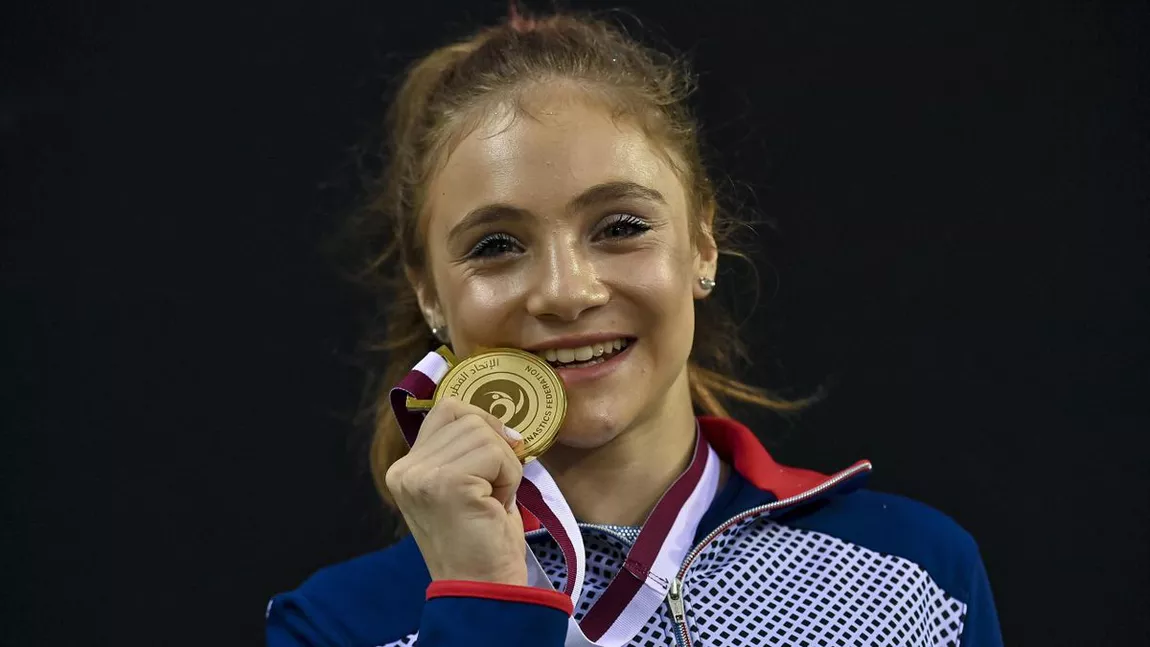 Sabrina Voinea, noua stea a gimnasticii românești. A cucerit două titluri la Cupa Mondială