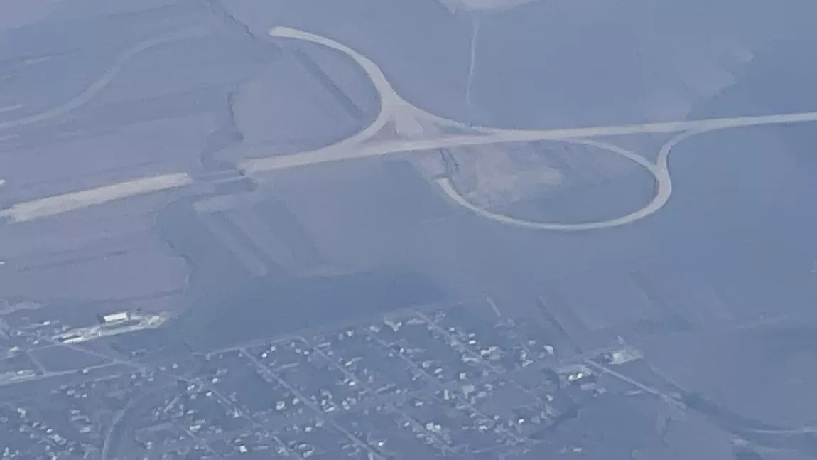 Imagini din avion. Iată cum se vade Autostrada Pașcani-Ploiești