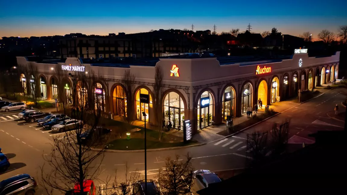 1.500 de produse şi peste 30 de branduri de rame de vedere şi ochelari de soare, în noul magazin OPTIblu din Family Market Bucium