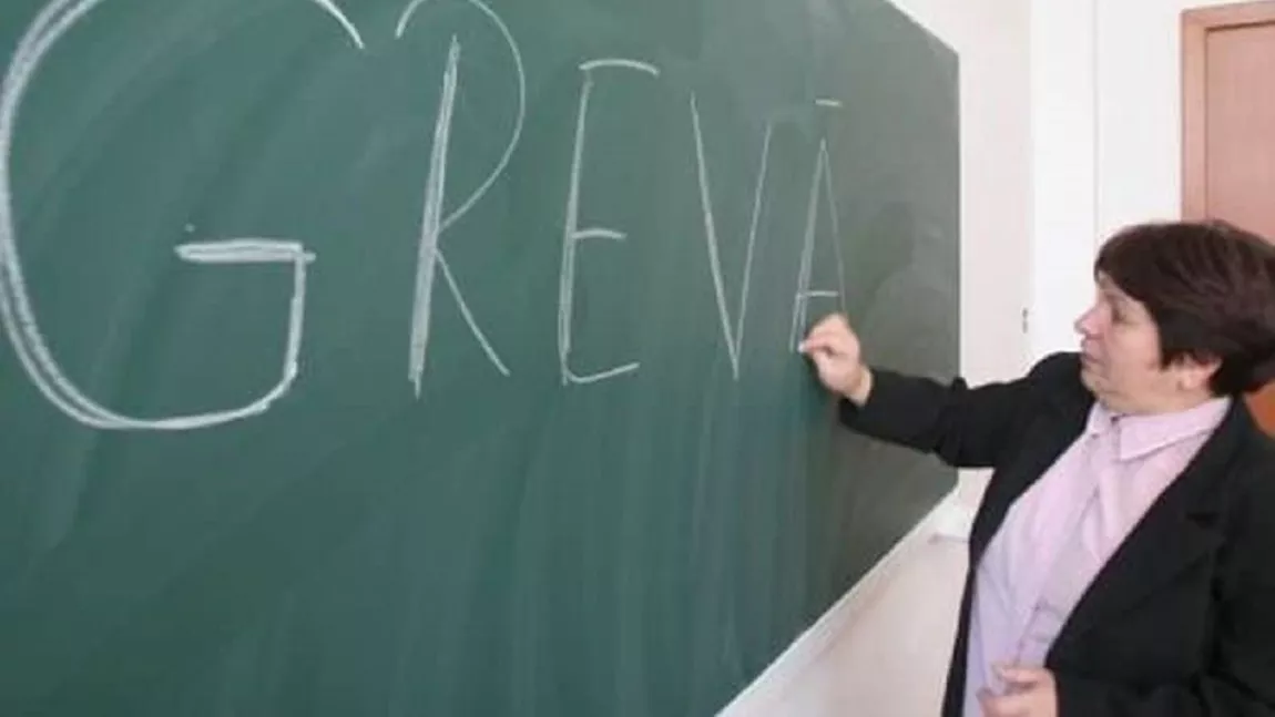 Guvernul a modificat legea în timpul grevei din Educație. Profesorilor le-ar fi afectată vechimea în muncă - lider sindical