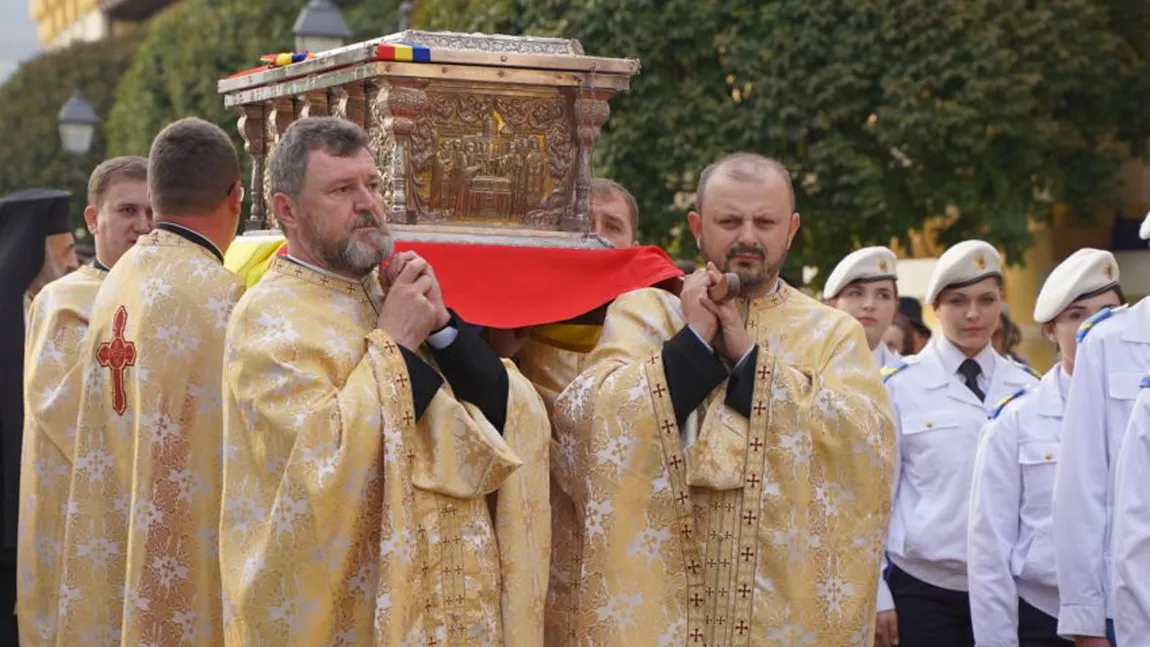 Moaştele Sfântului Voievod Constantin Brâncoveanu au ajuns la Alba Iulia, de sărbătoarea Sfinţilor Mărturisitori Ardeleni