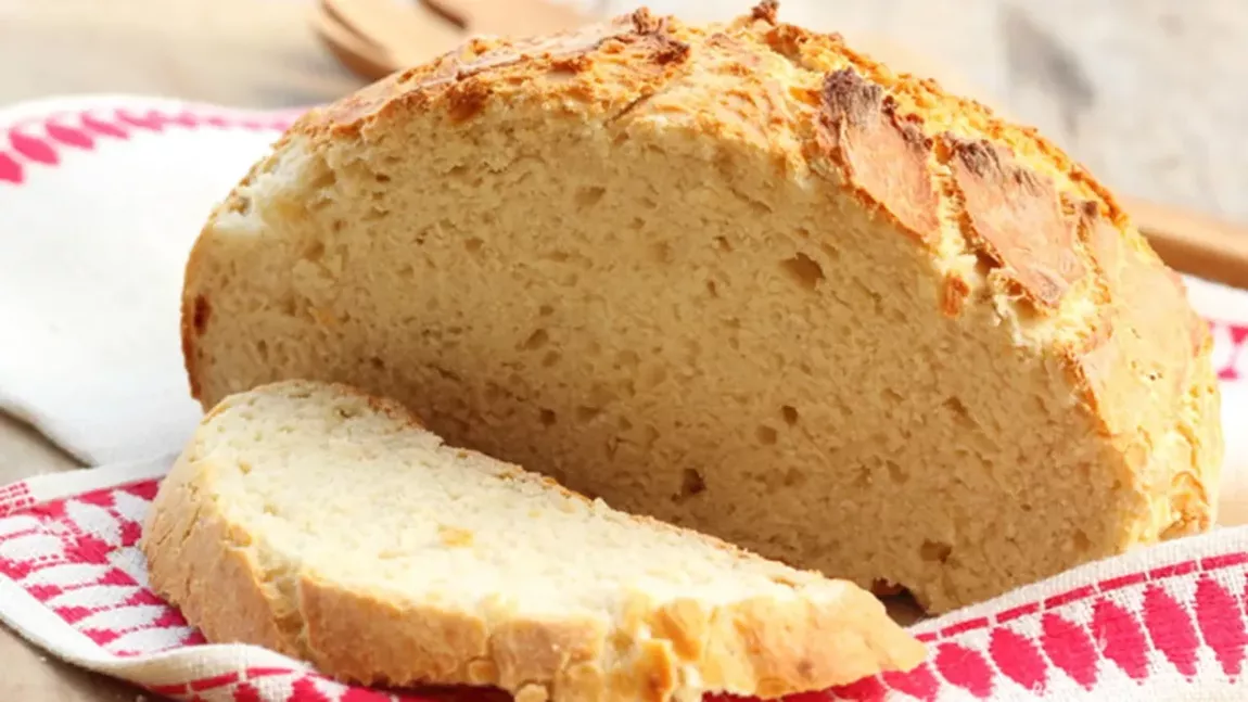 Rețetă de pâine de casă țărănească. Secrete culinare pentru o pâine pufoasă și gustoasă