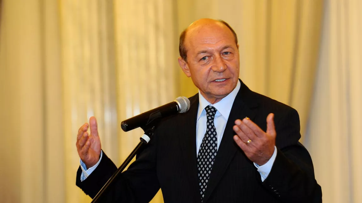 Traian Băsescu susține că Iohannis „s-a trezit târziu” în cazul în care își dorește să aibă o funcție importantă în NATO