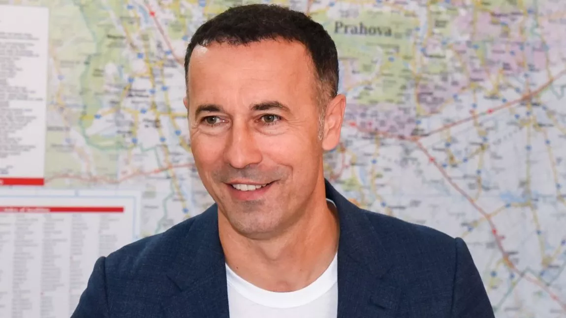 Iulian Dumitrescu, cercetat de DNA pentru fapte de corupţie, desemnat de PNL Prahova candidat la preşedinţia CJ