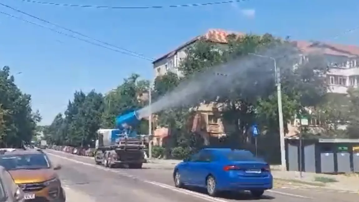 Vaporizatoare Spray Cannon pe timp de caniculă la Iași - VIDEO