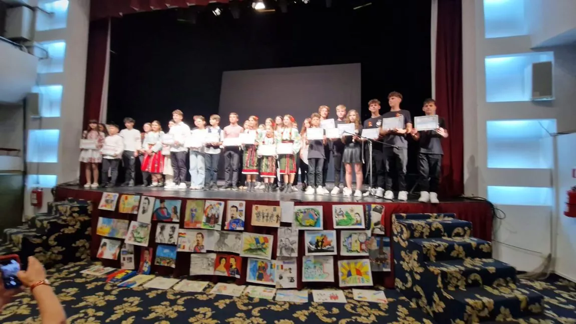 Gala festivă de încheiere a celei de-a XIV-a ediții a Proiectului Național „Ambasadorii Unirii”, la Iași - FOTO