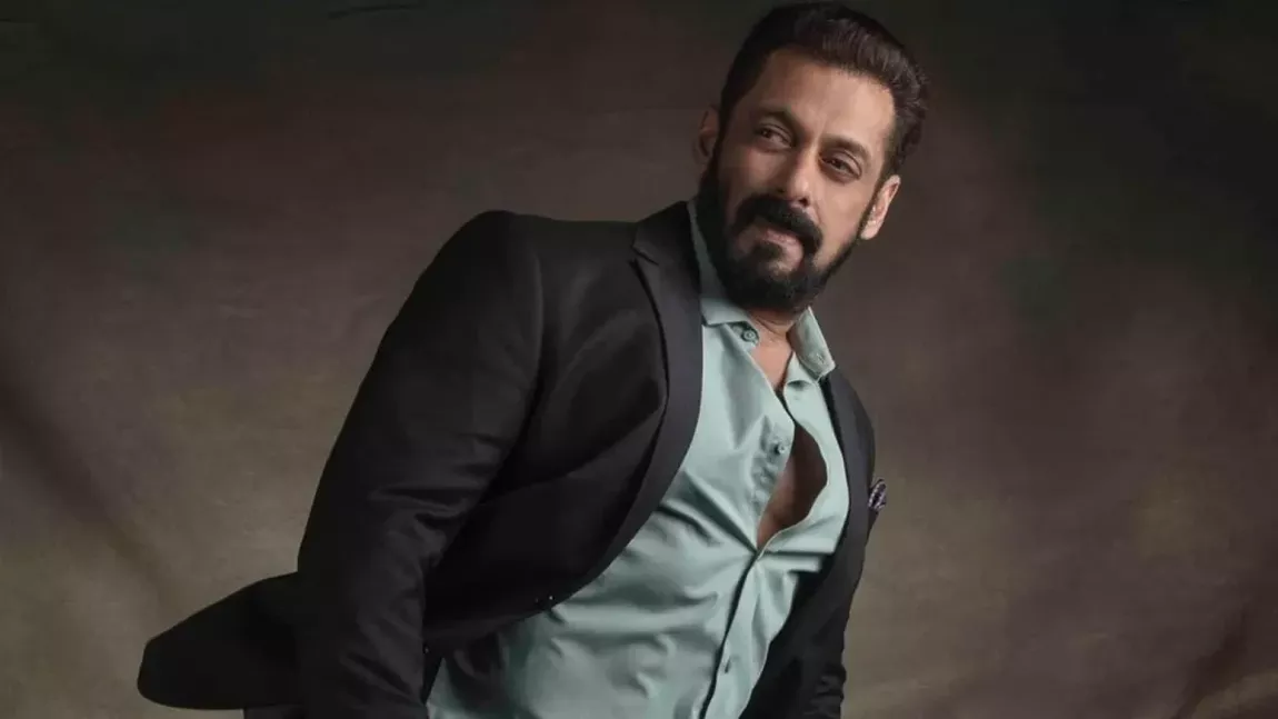 Salman Khan, anunț surpriză de pe contul Iuliei Vântur. Fanii s-au bucurat să audă vestea!