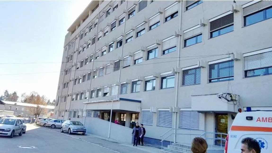 Un bărbat a murit după ce a sărit de la etajul 6 al unui spital