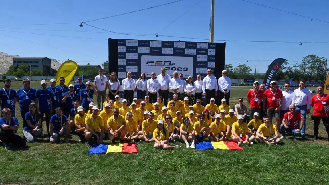 Formula 1 la TUIASI! Moment spectaculos, organizat de un grup de studenți de la Universitatea Tehnică din Iași