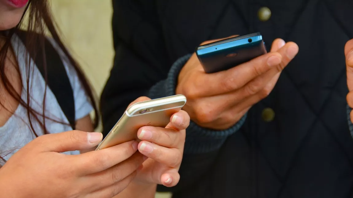 ANCOM avertizează că facturile de telefonie mobilă ale românilor pot exploda