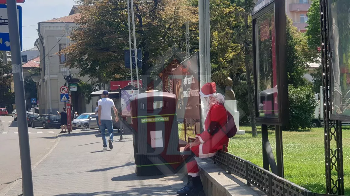 Căldura face victime! Moș Crăciun s-a rătăcit, prin Iași! Este pe role și are mănuși de box. Cine îl întâlnește să nu sune la 112!