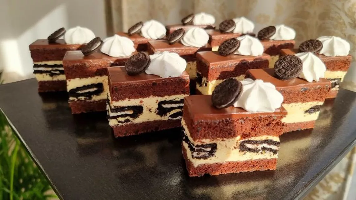 Reteță de prăjitură Oreo și cremă de lapte. Cel mai delicios desert