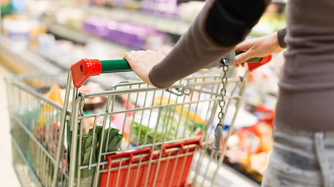Inflația este în scădere în România dar se anunță noi scumpiri la alimente
