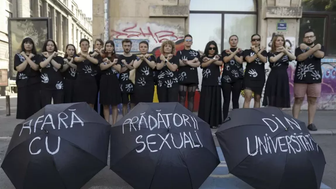 Protest în Piaţa Universităţii față de hărțuirea sexuală din mediul academic