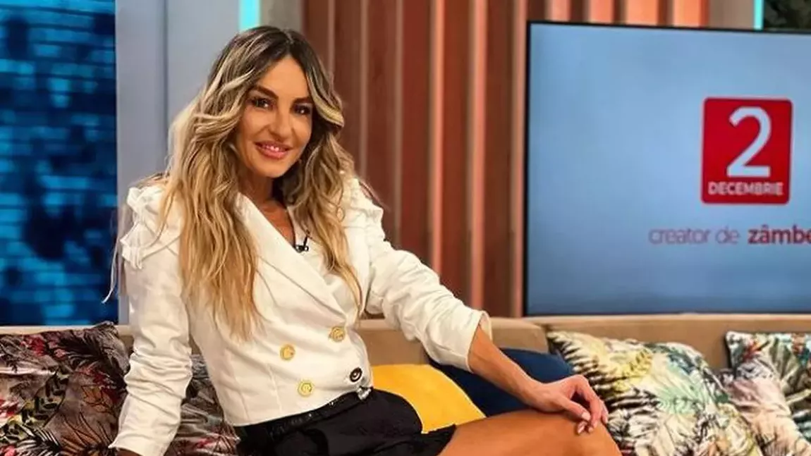 Flavia Mihășan a plecat în vacanță fără copii, în cea mai romantică insulă din Grecia! Imagini superbe din paradis | FOTO