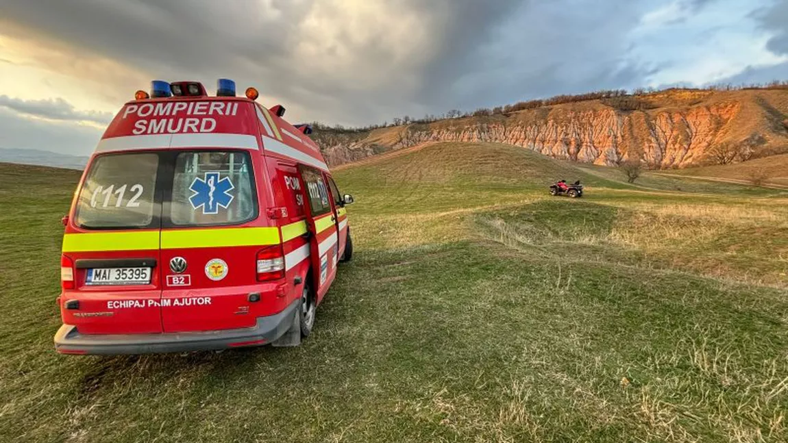 ATV răsturnat într-o râpă adâncă de o sută de metri. Un cetăţean străin, de 20 de ani, nu a reușit să sară la timp