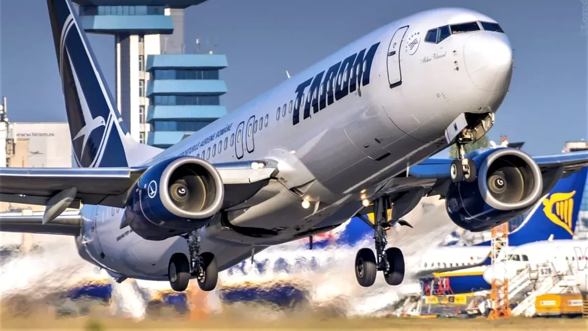 Atenție, români! Compania TAROM a suspendat temporar zborurile către 3 destinații populare