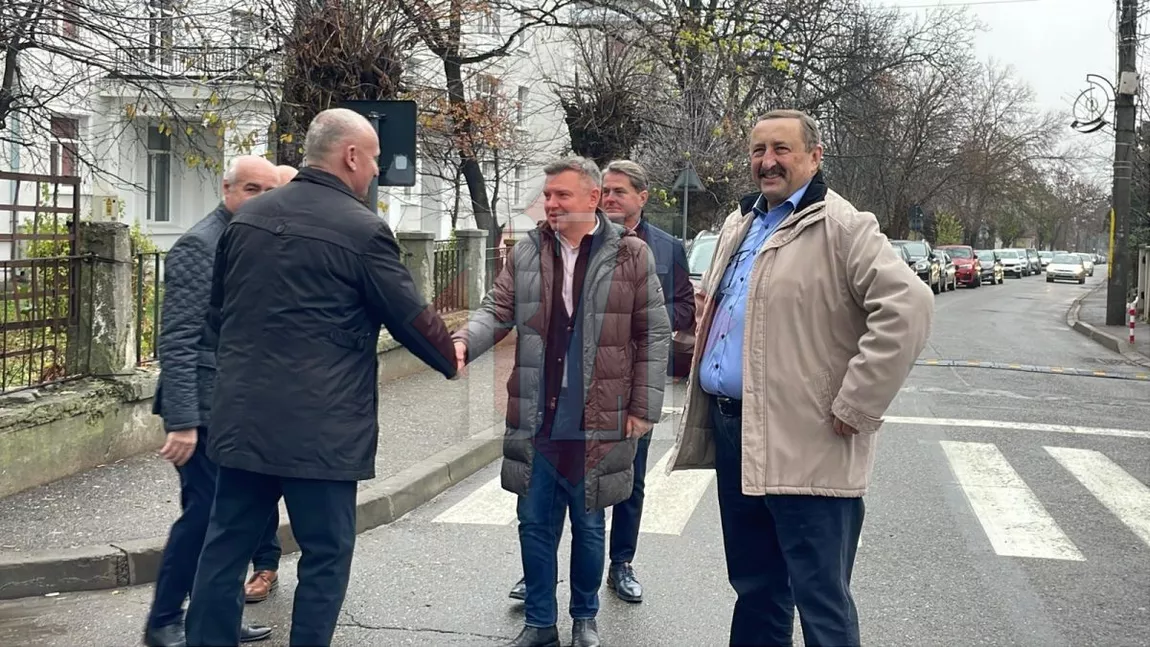 Membrii PSD, Dan Cașcaval, Silviu Macovei și Bogdan Cojocaru, au votat