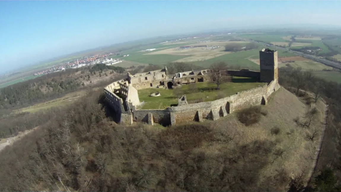 Un monument uitat: Cetatea Gleichen - FOTO