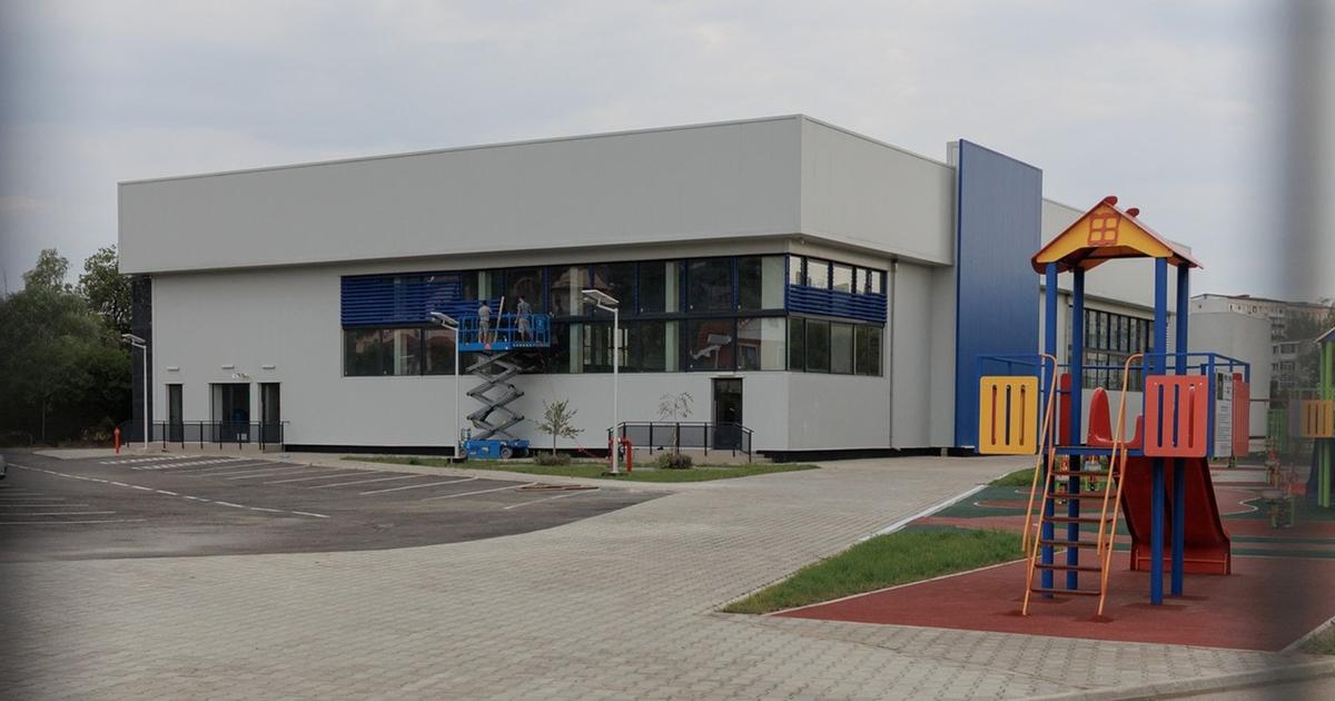 Stadiul lucrărilor la Centrul Multifuncțional din zona Cicoarei, proiect de 16,8 milioane lei.