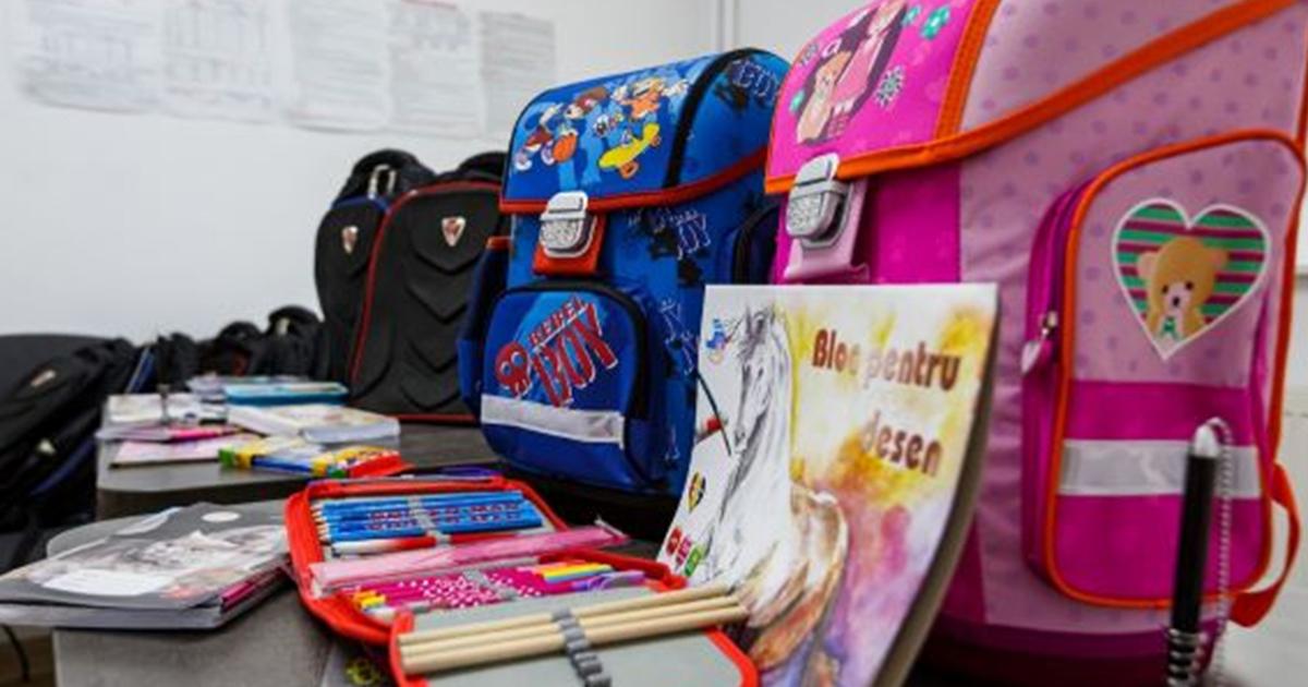 Mii de elevi din Iași vor beneficia de rechizite școlare gratuite, printr-o licitație de 1,3 milioane lei organizată de Inspectoratul Școlar.