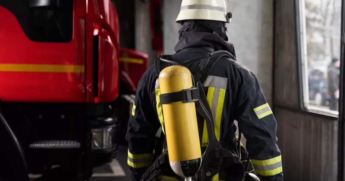 Incendiu la o locuință în Bosia, comuna Ungheni; pompierii intervin pentru stingerea flăcărilor.