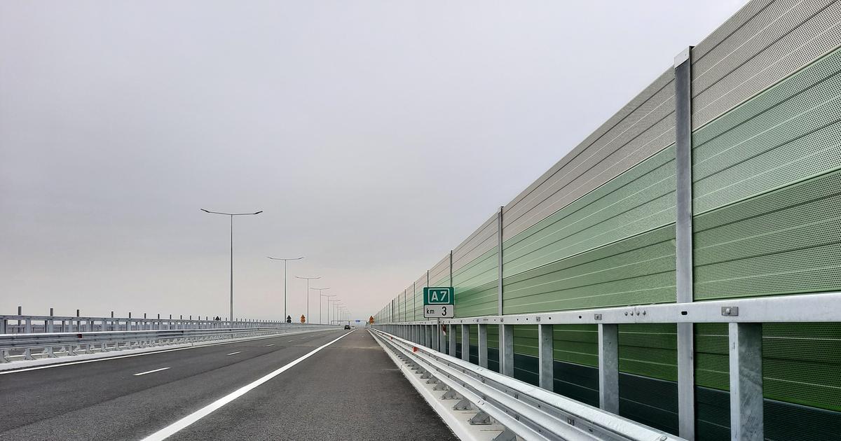 Închideri temporare pe Varianta Ocolitoare A7 Bacău – Iași pentru instalarea panourilor fonoabsorbante și plăților anticoliziune.