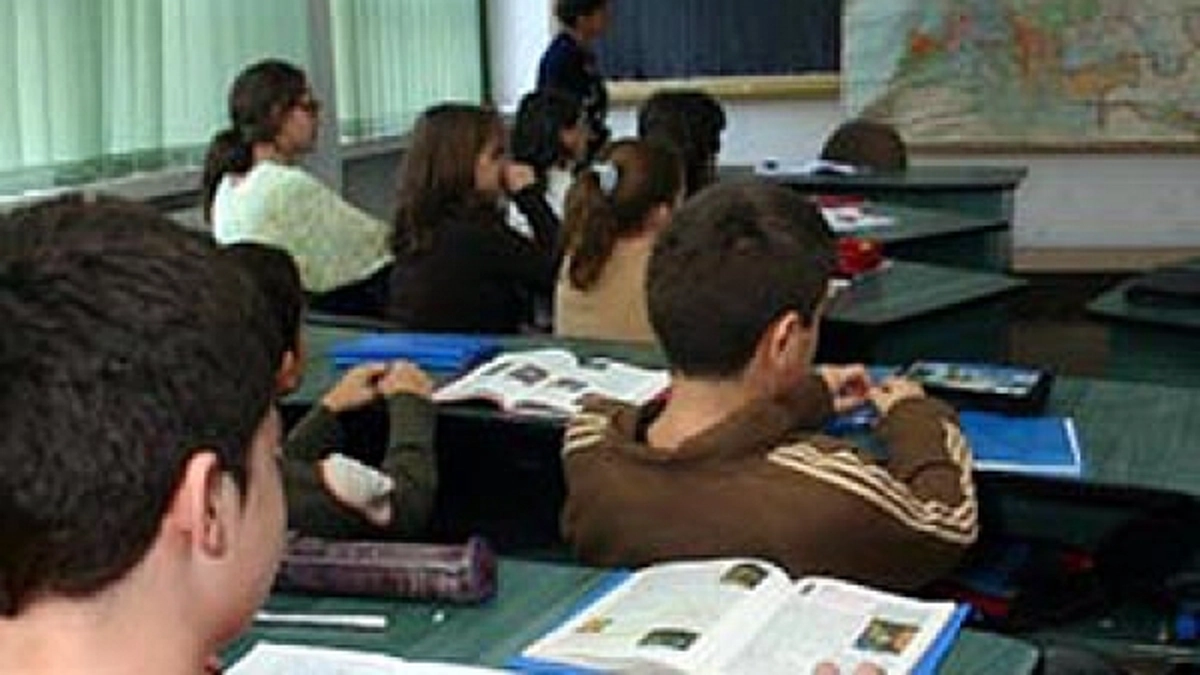 clasa-elevi2.jpg