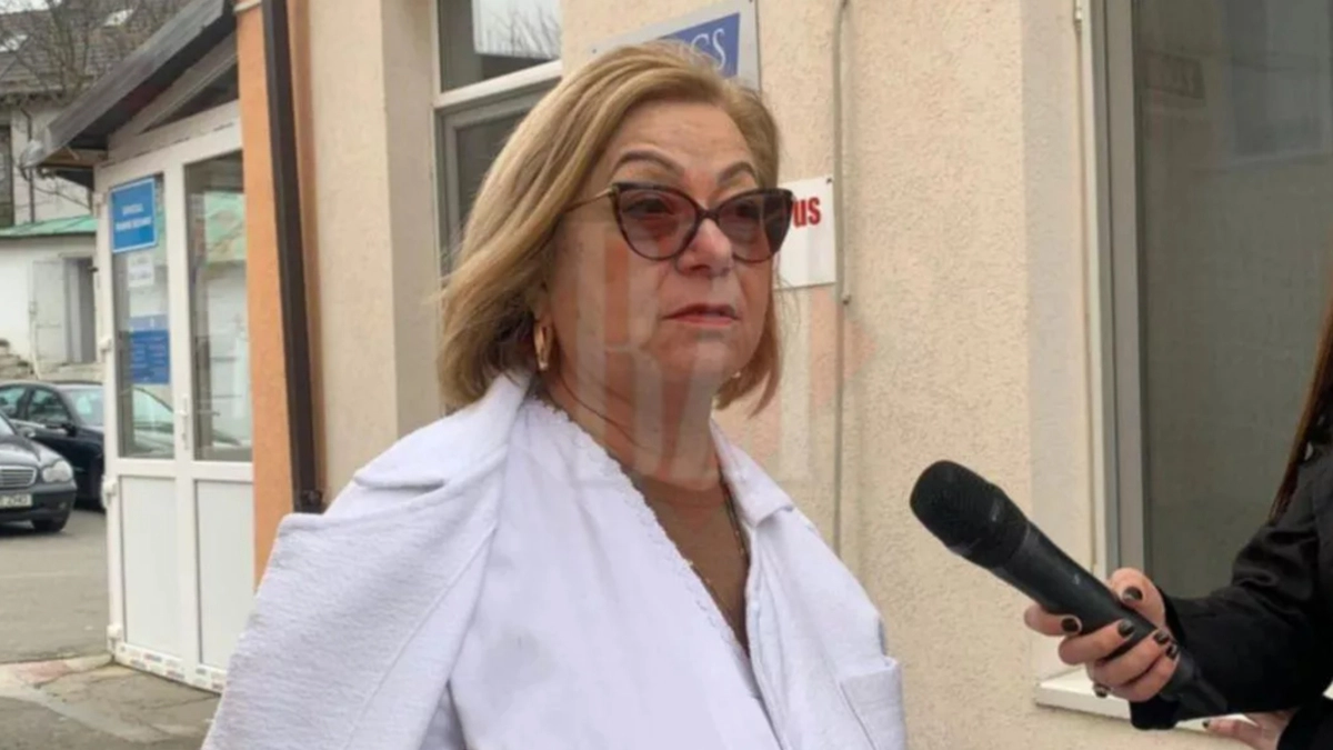 PROF DR CARMEN DOROBAT