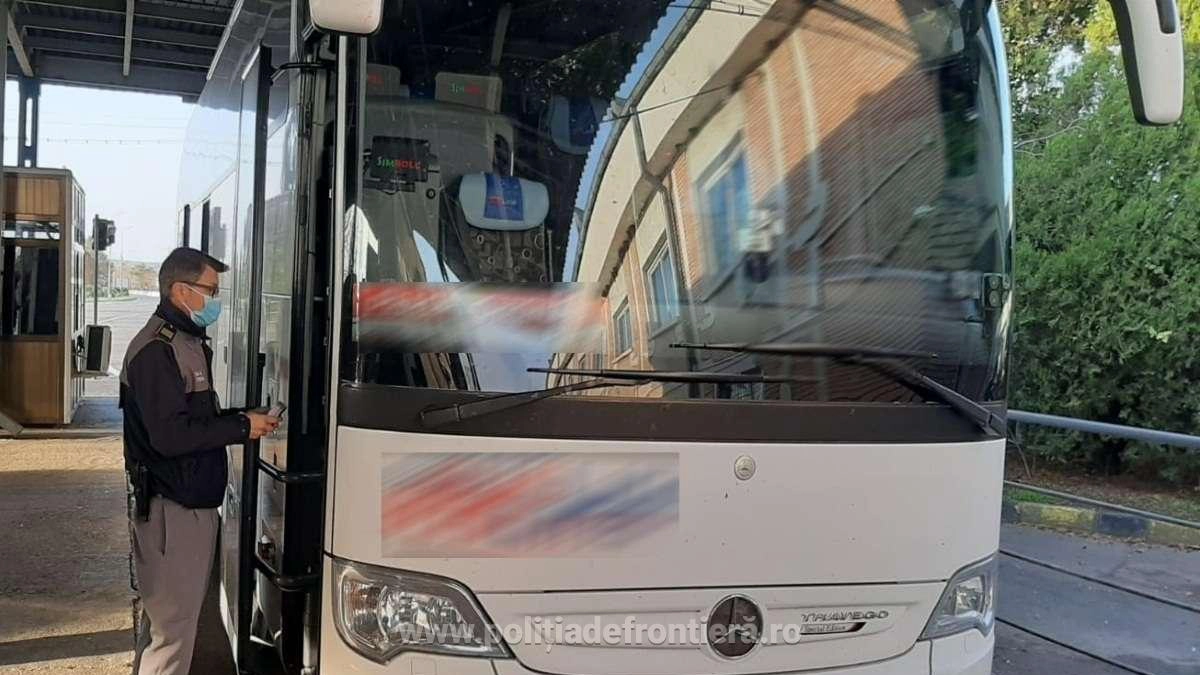 Cetățeni turci cu acte false reținuți la vama Albița