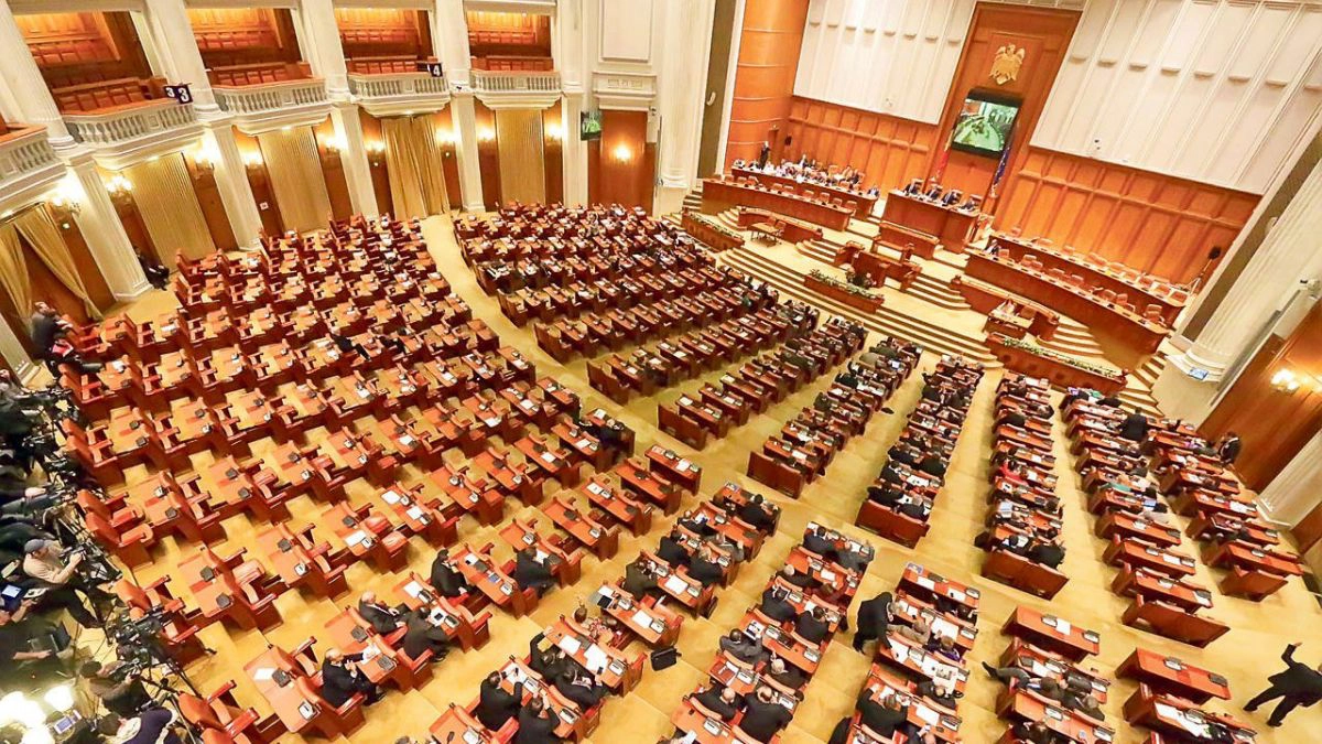 plen-parlament