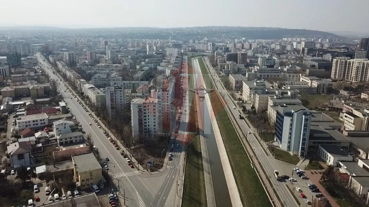 Strazi-din-Iasi-pe-perioada-starii-de-urgenta-imagini-din-drona