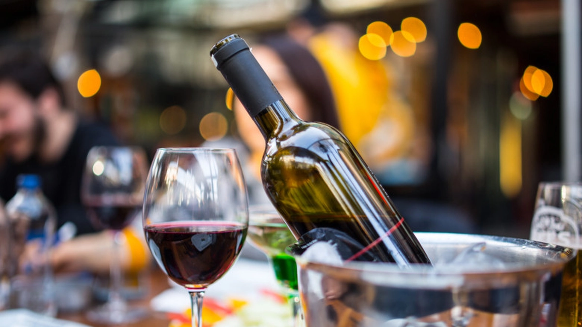 O sticlă cu vin