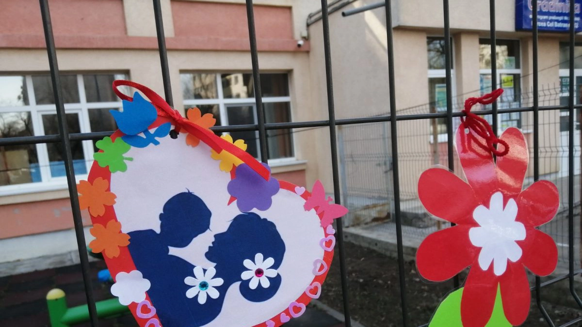 8 martie- Grădiniţa cu program prelungit Numărul 24
