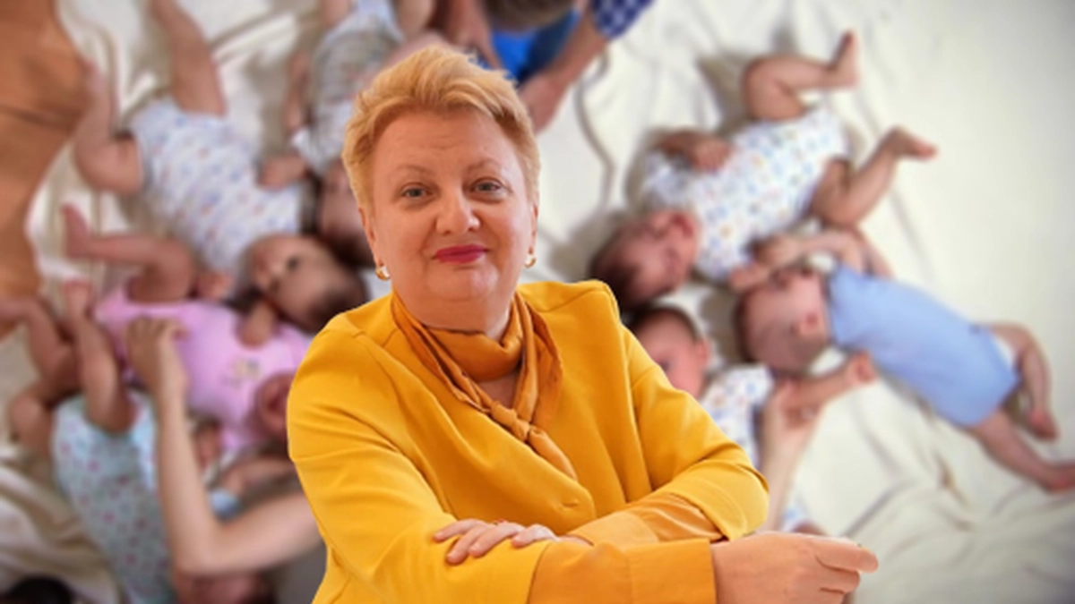 Opt-copii-și-medicul-Monica-Holicov