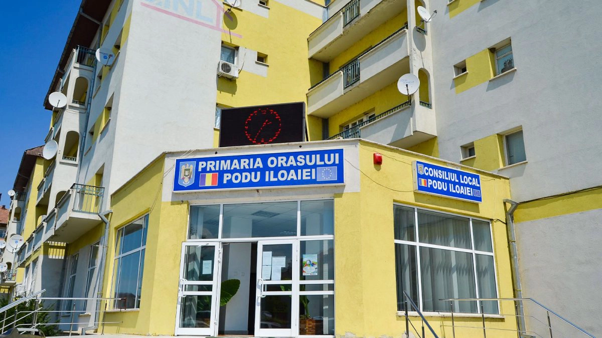 Sediul-primăriei-Podu-Iloaiei,-județul-Iași