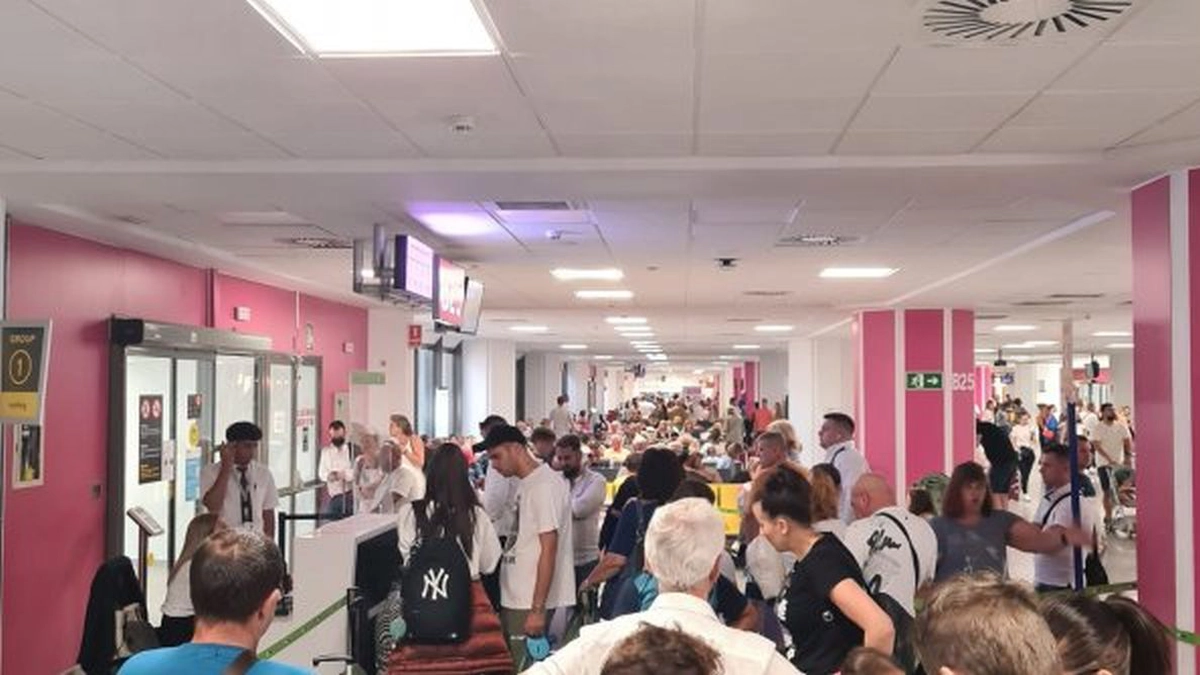 revolta-aeroport-otopeni