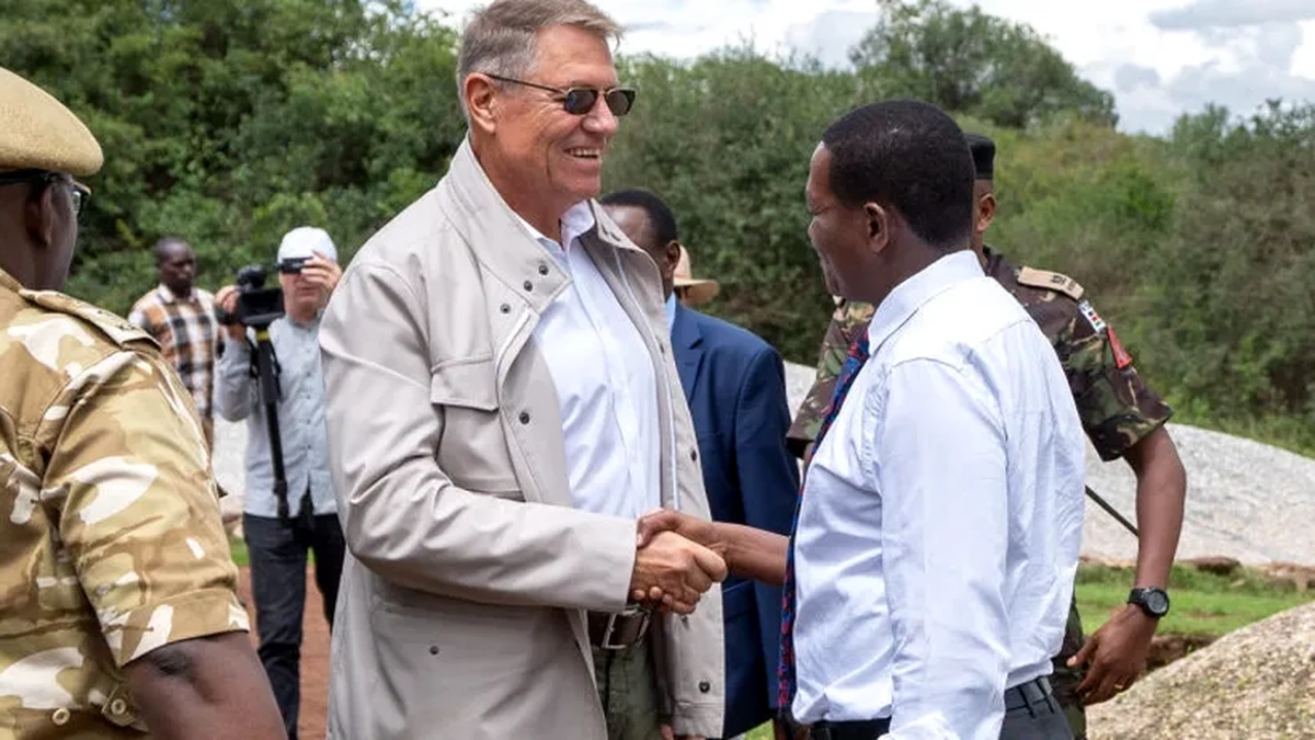 klaus iohannis in senegal