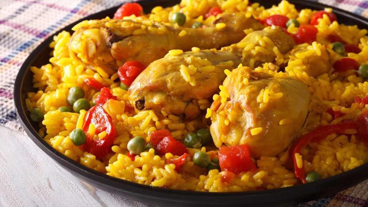 Pilaf-de-orez-cu-pulpe-de-pui