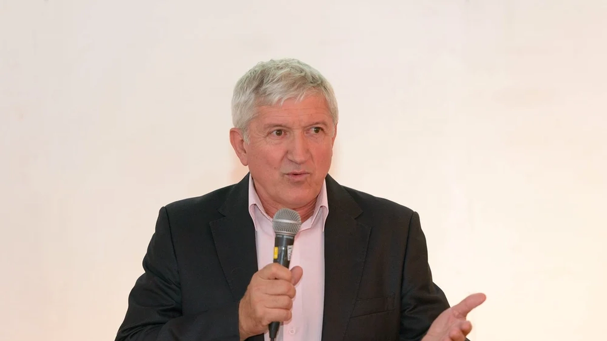 Diaconu mricea