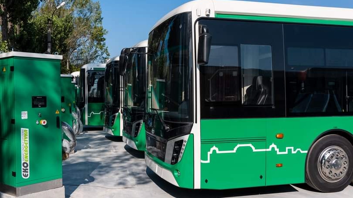 autobuze-electrice-2025