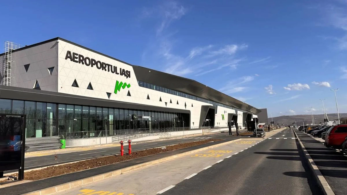 imagine-cu-aeroportul-interational-din-iasi-